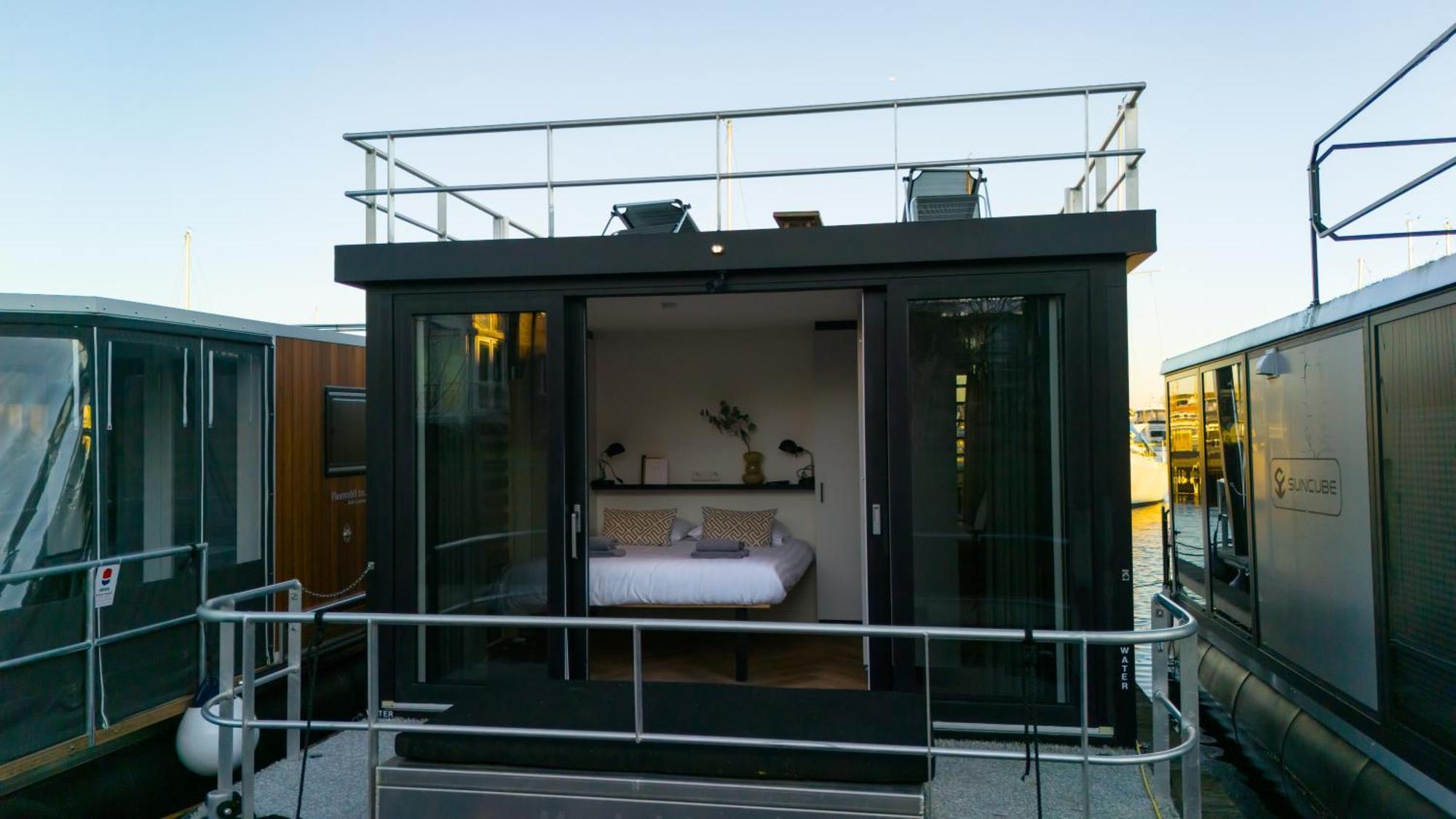 Luxurious Waterloft Near Beach And Centre By Weltevreden Experience Zeewolde Dış mekan fotoğraf